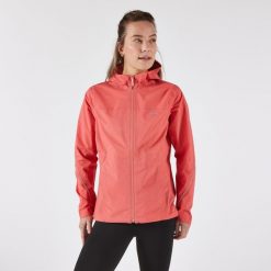 Kurtka do biegania w terenie przeciwdeszczowa damska Kiprun Run 500. Czerwone kurtki do biegania KIPRUN, m, bez wzorów, z materiału, bez kaptura, do biegania. Za 299.99 zł.