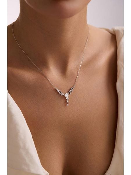 Lodie Silver Srebrny naszyjnik z cyrkoniami - dł. 42 cm rozmiar: onesize. Białe naszyjniki Lodie Silver, z materiału, z cyrkonią, srebrne. Za 116.95 zł.