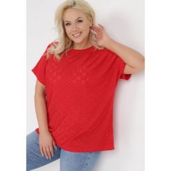 Czerwona Bluzka Galiolea. Czerwone bluzki Born2be, plus size, z aplikacjami, z dzianiny, bez kołnierzyka, plus size, bez ramiączek. W wyprzedaży za 41.99 zł.