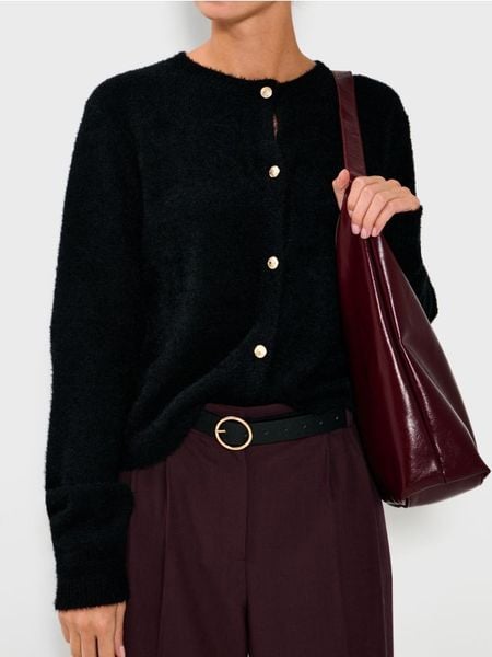 Sweter z ozdobnymi guzikami - czarny. Czarne swetry Sinsay, l, bez wzorów, bez ramiączek. Za 59.99 zł.