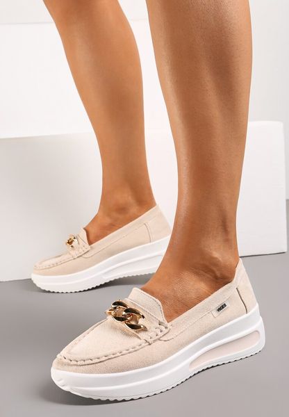 Beżowe Mokasyny z Łańcuszkiem na Wysokiej Platformie Iracana. Brązowe mokasyny Renee, bez wzorów. Za 79.99 zł.