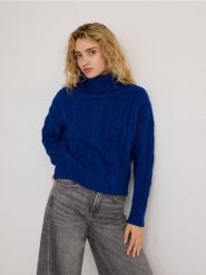 Sweter z golfem - niebieski. Niebieskie swetry Reserved, l, bez wzorów, z dzianiny, bez ramiączek. W wyprzedaży za 69.99 zł.