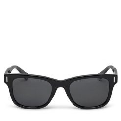 Okulary przeciwsłoneczne Polaroid. Czarne okulary przeciwsłoneczne Polaroid, bez wzorów. Za 169.99 zł.