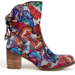 Botki - skóra naturalna - model 497 - kolor motyl. Brązowe botki Zapato, bez wzorów, z jeansu, biznesowe, za kostkę, bez obcasa, na obcasie, bez zapięcia. Za 409.00 zł.