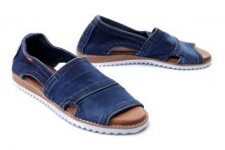 ARTIKER RELAKS 40C290 jeans, sandały damskie. Niebieskie sandały Artiker Relaks, bez wzorów, z jeansu, bez obcasa, bez zapięcia. Za 195.92 zł.