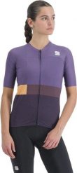 Koszulka rowerowa damska Sportful Snap. Fioletowe t-shirty sportowe SPORTFUL, l, bez wzorów, z elastanu, bez ramiączek, rowerowe. Za 413.40 zł.