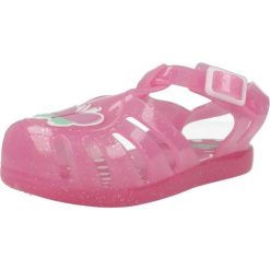 Sandały GIOSEPPO COLBURN Rose. Czerwone sandały Gioseppo, bez wzorów, z gumy, bez obcasa, bez zapięcia. Za 111.99 zł.