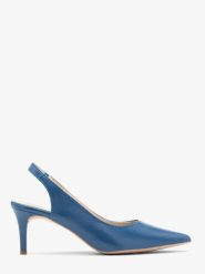 Niebieskie czółenka typu slingback JOAN. Niebieskie czółenka Ryłko, bez wzorów, z gumy, bez obcasa, na szpilce, bez zapięcia. W wyprzedaży za 249.99 zł.