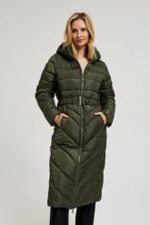 Pikowana kurtka z paskiem oliwkowa. Zielone kurtki MOODO, l, bez wzorów, z poliesteru, bez kaptura. W wyprzedaży za 279.99 zł.
