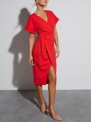 Milan Kiss Sukienka w kolorze czerwonym rozmiar: XL. Czerwone sukienki Milan Kiss, na imprezę, xl, bez wzorów, bez kołnierzyka, bez ramiączek, midi. Za 174.95 zł.