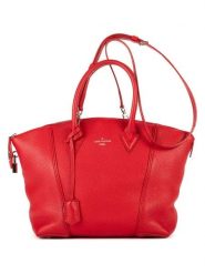 Louis Vuitton Skórzana torebka w kolorze czerwonym - 27 x 21 x 12 cm rozmiar: onesize. Czerwone torebki klasyczne Louis Vuitton, bez wzorów, z materiału, przez ramię, bez dodatków. Za 7,647.99 zł.