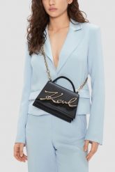 KARL LAGERFELD Czarna mała skórzana torebka K/signature 2.0. Czarne kopertówki KARL LAGERFELD, bez wzorów, ze skóry, na ramię, małe, bez dodatków. W wyprzedaży za 1,299.99 zł.
