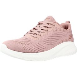 Buty do chodzenia damskie Skechers Bobs Squad Chaos Face Off. Czerwone buty trekkingowe Skechers, z materiału, bez zapięcia. Za 263.99 zł.