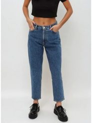 Monki Dżinsy - Regular fit - w kolorze niebieskim rozmiar: W26. Niebieskie jeansy Monki, bez wzorów, z podwyższonym stanem. Za 56.66 zł.