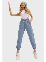 Trend Alaçatı Stili Spodnie dresowe w kolorze błękitnym rozmiar: L. Niebieskie spodnie dresowe Trend Alaçatı Stili, bez wzorów, z bawełny. Za 56.99 zł.