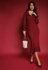 Bordowa Sweterkowa Sukienka Midi z Wywiniętym Kołnierzem i Falbankami Totfara. Czerwone sukienki Renee, m, bez wzorów, eleganckie, bez kołnierzyka, bez ramiączek, midi. W wyprzedaży za 119.99 zł.