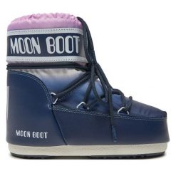 Śniegowce Moon Boot. Niebieskie śniegowce Moon Boot, bez wzorów, bez zapięcia. Za 859.99 zł.