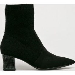 Tamaris - Botki. Botki marki Kazar. W wyprzedaży za 219.90 zł.