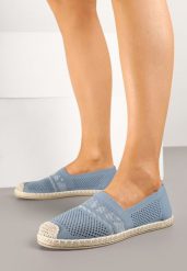 Jasnoniebieskie Espadryle z Ozdobnym Noskiem Perforacją i Napisem Palavella. Niebieskie espadryle Born2be, bez wzorów, klasyczne, bez obcasa. W wyprzedaży za 46.74 zł.