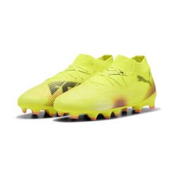 Młodzieżowe buty piłkarskie FUTURE 8 PRO FG/AG PUMA. Czarna buty do biegania Puma, bez wzorów, bez zapięcia, do biegania. Za 450.20 zł.