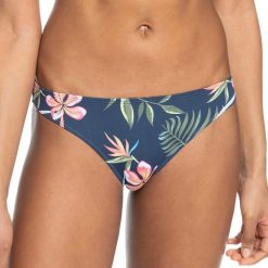 Dół od stroju kąpielowego ROXY Into The Sun. Niebieskie bikini Roxy, bez wzorów, sportowe. Za 72.99 zł.