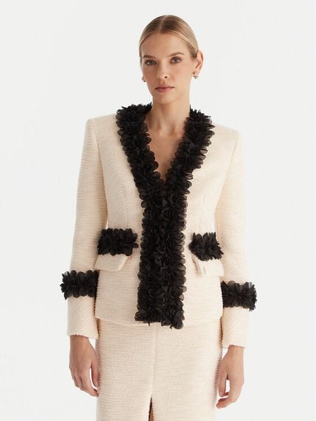 Babylon Marynarka S00750 Écru Regular Fit. Marynarki i żakiety Babylon, s, bez wzorów, z syntetyku, bez ramiączek. Za 2,099.00 zł.