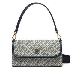 Torebka Tommy Hilfiger. Niebieskie torebki klasyczne Tommy Hilfiger, bez wzorów, klasyczne, bez dodatków. Za 559.99 zł.