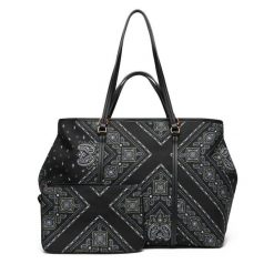 Torebka PINKO. Czarne shopper bag Pinko, bez wzorów, klasyczne, bez dodatków. Za 1,329.00 zł.