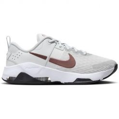 Buty treningowe damskie Nike Zoom Bella 6. Szare buty treningowe Nike, bez wzorów, z materiału, bez zapięcia, trekkingowe, nike zoom. Za 594.00 zł.