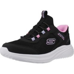 Buty SKECHERS BOUNDER PRO Czarny. Czarne buty trekkingowe Skechers, bez wzorów, z syntetyku, bez zapięcia, trekkingowe. Za 216.99 zł.