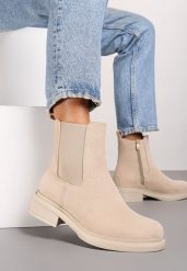 Beżowe Klasyczne Botki w Stylu Sztybletów z Imitacji Zamszu Kaivina. Brązowe botki Renee, bez wzorów, z jeansu, eleganckie, bez obcasa, na płaskiej podeszwie, bez zapięcia. W wyprzedaży za 90.99 zł.