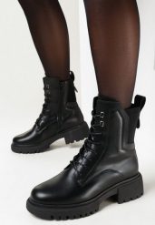 Czarne Botki Workery z Elastyczną Wstawką Samessae. Czarne botki Born2be, bez wzorów, eleganckie, bez obcasa, na obcasie, bez zapięcia. W wyprzedaży za 119.99 zł.