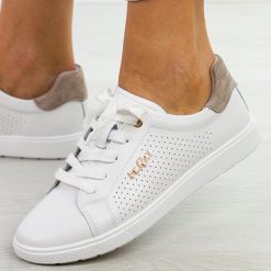 Białe skórzane półbuty damskie Filippo Dp6738/26. Białe półbuty wsuwane Filippo, na lato, bez wzorów, z jeansu, biznesowe, bez obcasa, na płaskiej podeszwie. Za 229.00 zł.