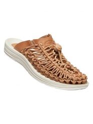 Keen Skórzane klapki "Uneek - Limited Edition" w kolorze jasnobrązowym rozmiar: 40. Brązowe klapki Keen, bez wzorów, ze skóry, klasyczne, bez obcasa, bez zapięcia. Za 330.45 zł.