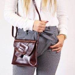 Torebka skórzana damska listonoszka DAN-A T123 koniakowa. Shopper bag DAN-A, bez wzorów, ze skóry, eleganckie, bez dodatków. Za 249.99 zł.