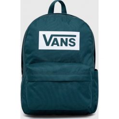 Vans plecak kolor zielony duży z nadrukiem. Zielone plecaki Vans, bez wzorów, do ręki, z nadrukiem, bez dodatków. W wyprzedaży za 144.99 zł.
