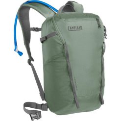 Plecak trekkingowy CamelBak Cloud Walker 18. Czarne plecaki Camelbak, bez wzorów, bez dodatków. W wyprzedaży za 287.40 zł.
