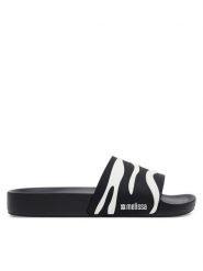 Melissa Klapki Melissa Chill Slide Ii Ad 36097 Czarny. Czarne klapki Melissa, bez wzorów, z tworzywa sztucznego, bez obcasa, bez zapięcia. Za 399.99 zł.