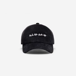 Czapka z daszkiem sztruksowa na deskorolkę CAP900 Make Life Skate Life czarna. Czarne czapki z daszkiem KIPSTA, bez wzorów, z bawełny, młodzieżowe. Za 69.99 zł.