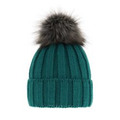 Czapka Zimowa z Pomponem Damska - Zielona. Zielone czapki zimowe Molly, bez wzorów, z materiału. Za 59.90 zł.