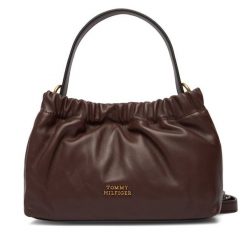 Torebka Tommy Hilfiger. Brązowe torebki klasyczne Tommy Hilfiger, bez wzorów, klasyczne, bez dodatków. Za 699.99 zł.