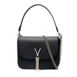 Torebka Valentino. Czarne kopertówki Valentino, bez wzorów, wizytowe, bez dodatków. Za 259.99 zł.