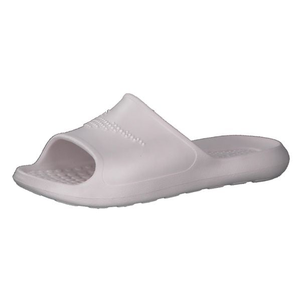 Klapki damskie Nike Victori One. Czerwone klapki Nike, bez wzorów, z materiału, sportowe, bez obcasa, bez zapięcia. Za 226.00 zł.