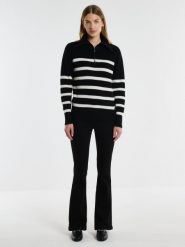 Sweter damski w czarno-białe paski rozpinany z dodatkiem kaszmiru Stripalia 906. Czarne swetry BIG STAR, na lato, l, bez wzorów, z jeansu, eleganckie, bez ramiączek. W wyprzedaży za 209.99 zł.