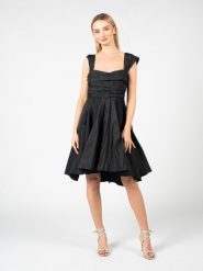 Pinko Sukienka "Virgilia" | 101938 A16A | Kobieta | Czarny. Czarne sukienki Pinko, bez wzorów, z poliesteru, eleganckie, bez kołnierzyka, bez ramiączek, mini, asymetryczne. W wyprzedaży za 389.00 zł.