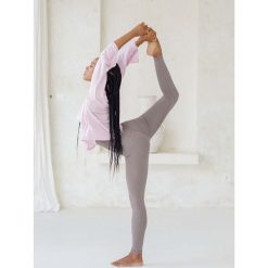 Legginsy do jogi Joy in me 7/8 Unity ease - Sandstorm - 36. Brązowe legginsy Joy in me, bez wzorów, sportowe. Za 259.00 zł.