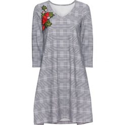 Sukienka dżersejowa z haftem bonprix czarno-biały w kratę. Sukienki marki Marie Zélie. Za 89.99 zł.