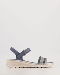SPORTOWE SANDAŁY Z NUBUKU 306647110 BL-P-A. Sandały Venezia, bez wzorów, z nubiku, sportowe, bez obcasa, bez zapięcia. Za 339.00 zł.