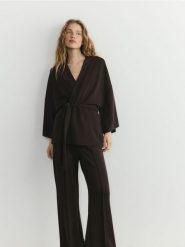 Bluza kimono z modalem - ciemnobrązowy. Brązowe bluzy Reserved, l, bez wzorów, z dzianiny, bez ramiączek, bez kaptura. Za 139.99 zł.