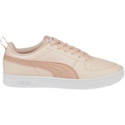 Buty Puma Rickie Island 387607 05 różowe. Czerwone buty treningowe bez wzorów, z gumy, bez zapięcia. Za 313.53 zł.